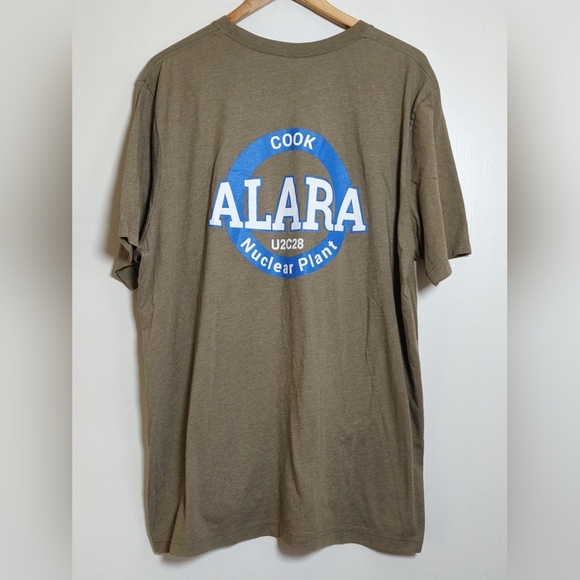 Alara Cook Nuclear Plant Men's Tan T-Shirt - Picture 3 of 5